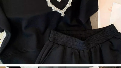Casual Sports Suit For Women, Summer Casual Two-piece Set, Fashionable Age-reducing Short-sleeved Shorts Two-piece Set For Women